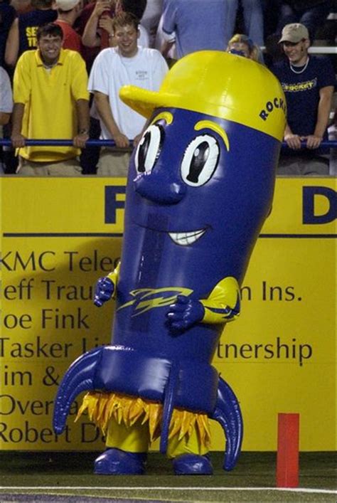 UT Rockets mascot